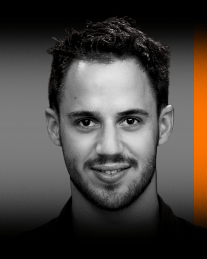 22 Julien Blanc