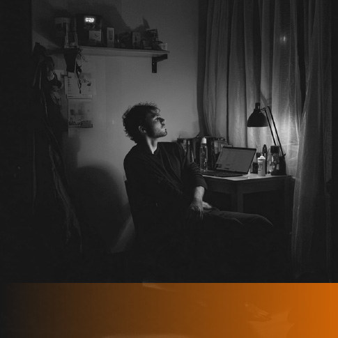 Feature image for: MEN: How Much Porn Is Too Much? Healthy Use vs Compulsive Behaviour for Men